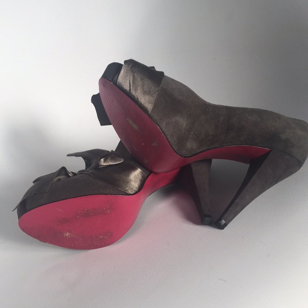 👠🎀Silk & Suede Platform Bow PeepToe Paris Hilton